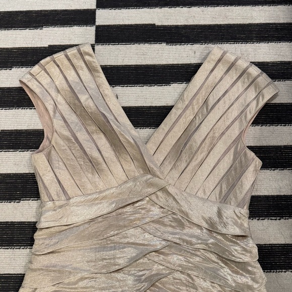 Adrianna Papell Cream Ruched Tiered Midi Dress - Picture 2 of 5